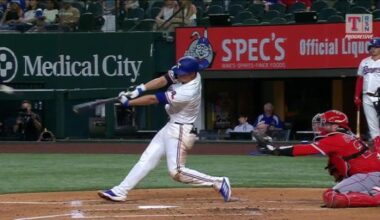 Corey Seager gets 3 hits and 2 RBIs as the Rangers beat the Angels 3-1