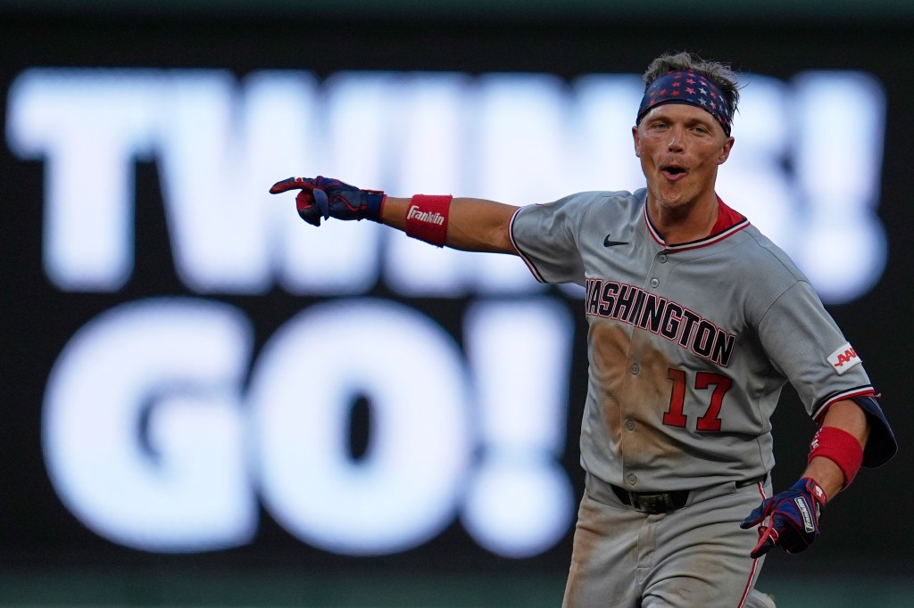 In a pinch, River Falls’ Alex Call helps sink Twins – Twin Cities