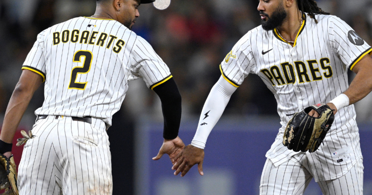 Tatis and Machado homer in Padres' 4-3 win over Diamondbacks