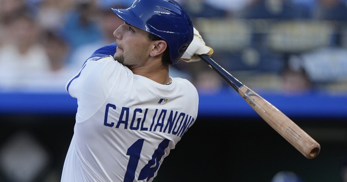 Royals keep home run train rolling in sweep of Pirates