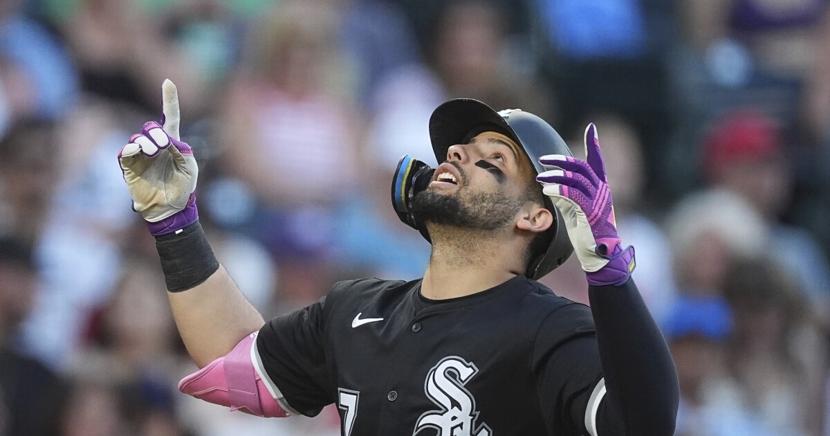 Quero hits 1st homer as White Sox edge Rockies in matchup of MLB's worst