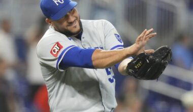 Royals offense comes alive in series finale for 7-4 win