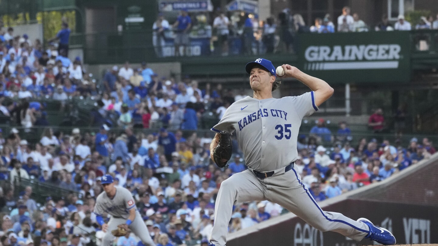Rich Hill becomes oldest player in majors at 45 with start against Cubs