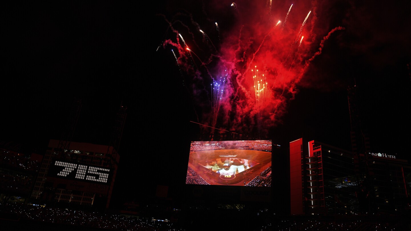 MLB honors Hank Aaron with recreation of record 715th homer at All-Star Game
