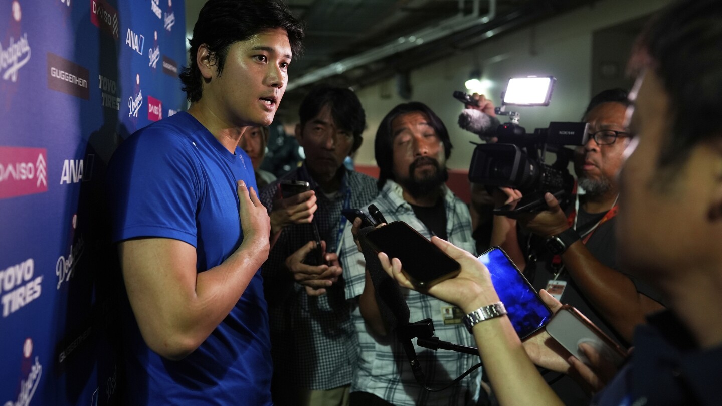 Shohei Ohtani leaves mound with cramping after bout of wildness