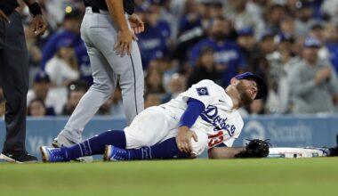 Dodgers' Max Muncy injured while tagging out Michael A. Taylor of White Sox