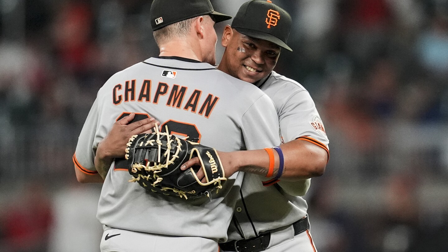 Rafael Devers starts at first base and helps Giants beat Braves 9-0 to snap 6-game skid