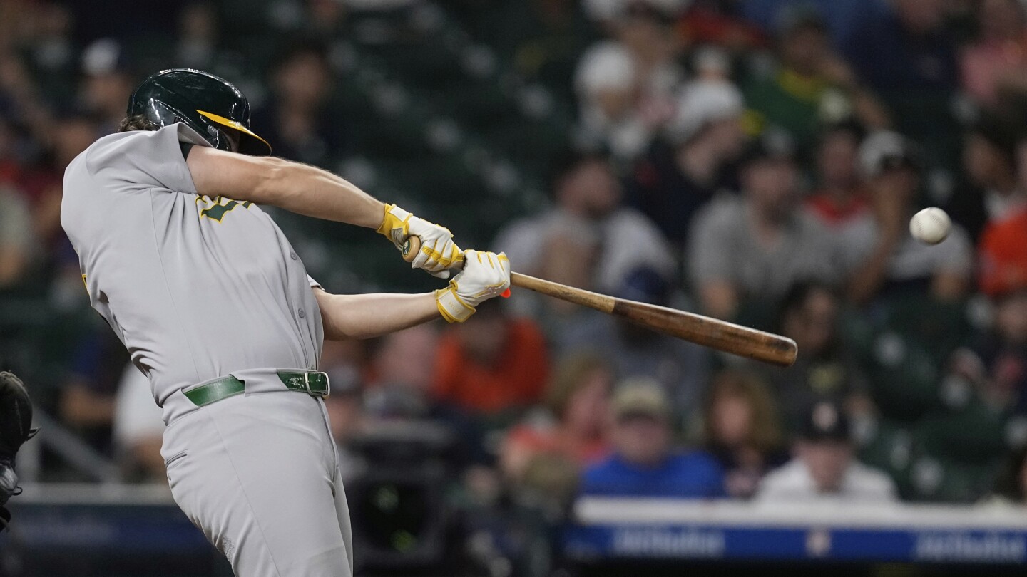 Rookie Nick Kurtz hits 4 homers as Athletics beat Astros 15-3