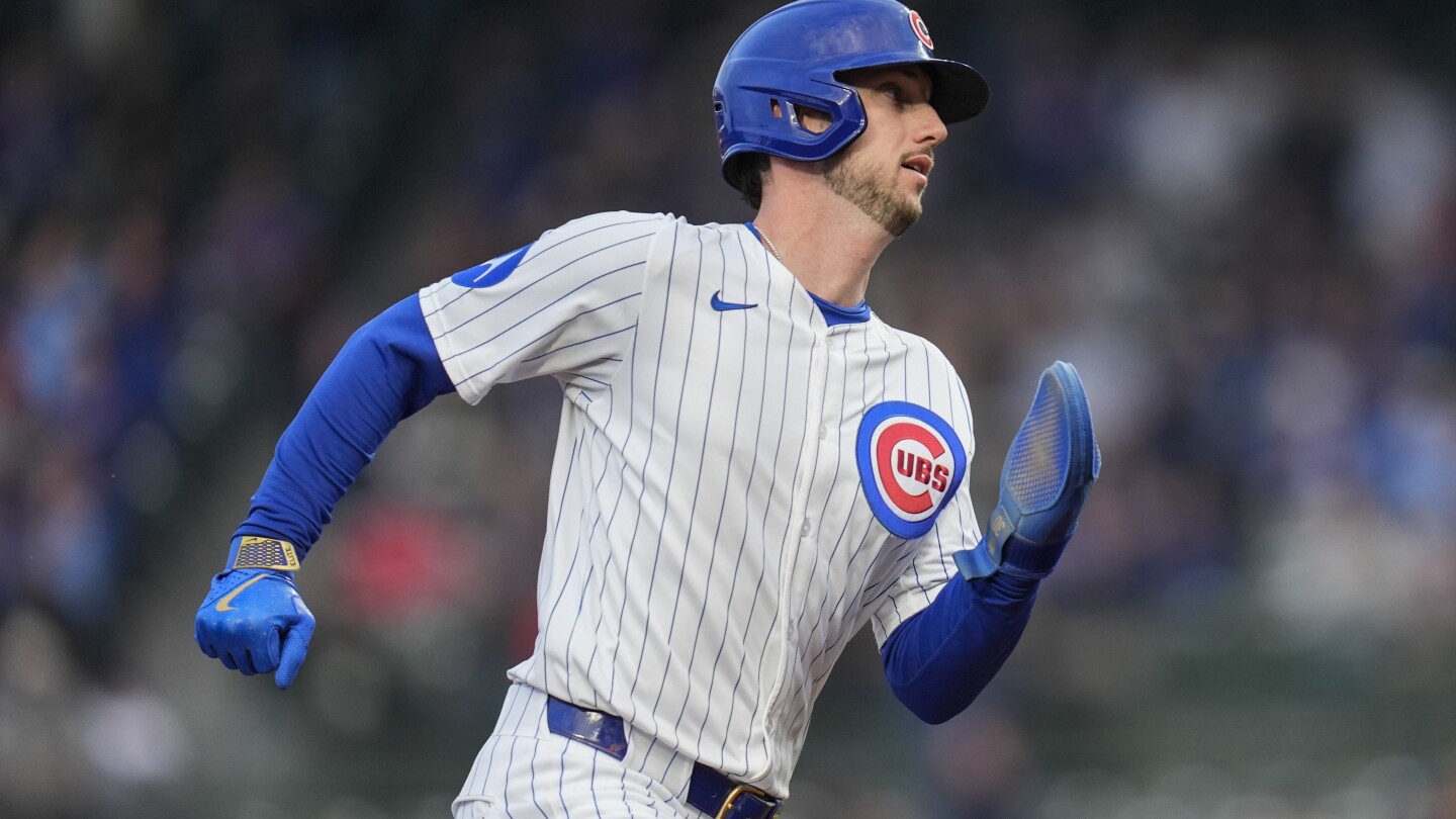 Cubs OF Kyle Tucker leaves win over Reds with a jammed finger