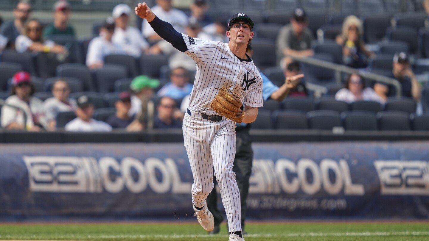 Ryan McMahon goes 1 for 3, makes dazzling defensive play in his Yankees debut