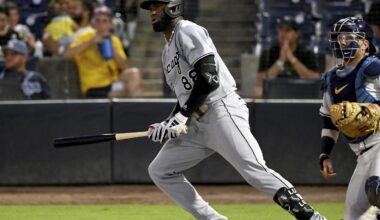 White Sox CF Robert sidelined for 2nd straight game because of adductor soreness