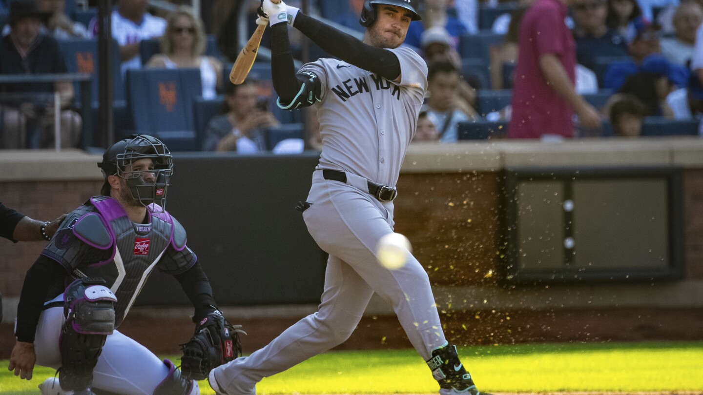 Bellinger's shoestring catch starts double play, helps Yankees end 6-game losing streak