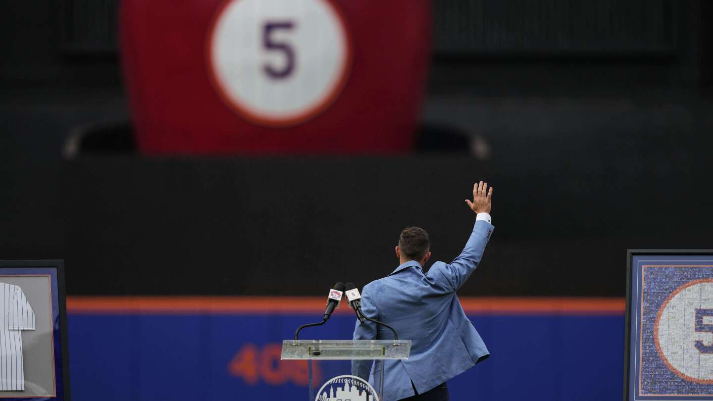 Mets induct David Wright into team Hall of Fame, retire No. 5