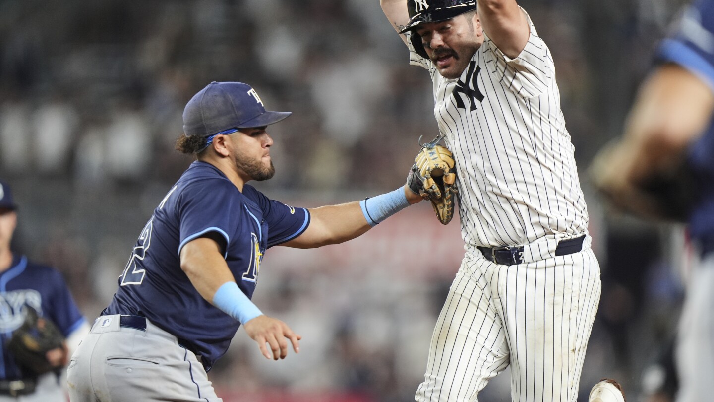 Austin Wells loses track of the outs in 9th inning and costs the Yankees a late opportunity