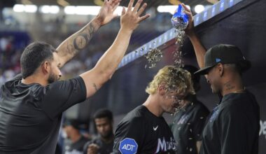 Kyle Stowers hits 2-run walk-off homer in 10th to give the Marlins an 8-7 win over the Royals