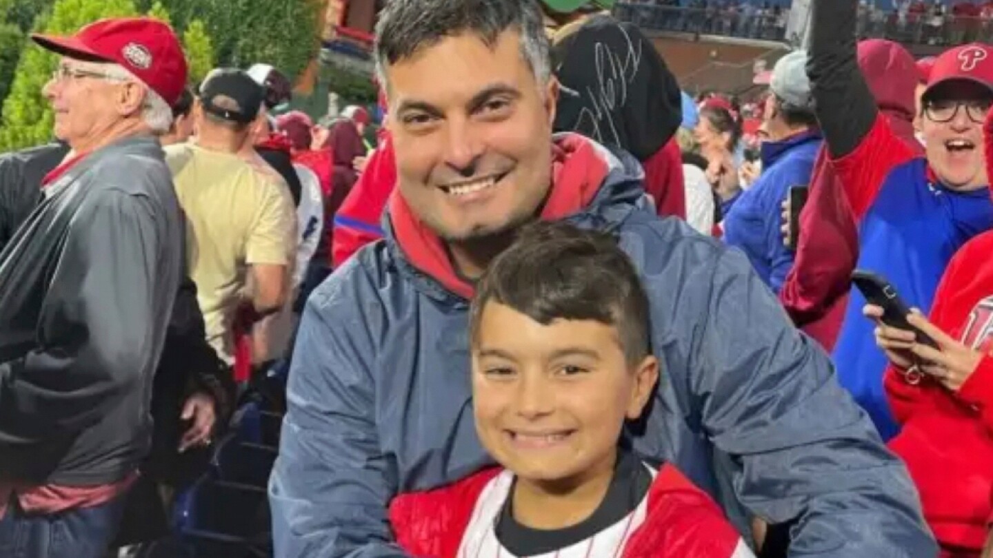 Little Leaguer allowed to play after being suspended over bat flip