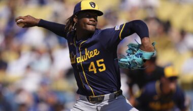 Brewers edge Dodgers for 10th straight win, completing season sweep
