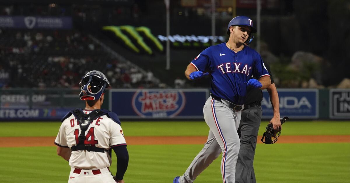 Angels' José Soriano falters in fourth, sparks Rangers' win