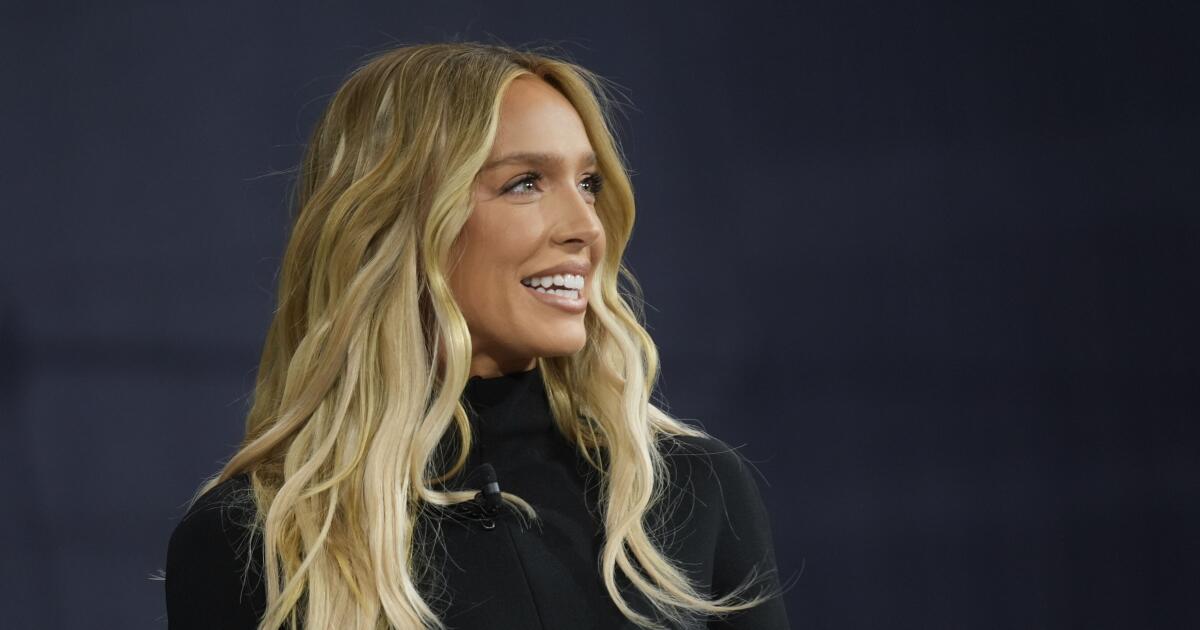 Alex Cooper's 'Take Me Out to the Ball Game' earns boos