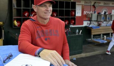 How Angels interim manager Ray Montgomery differs from Ron Washington