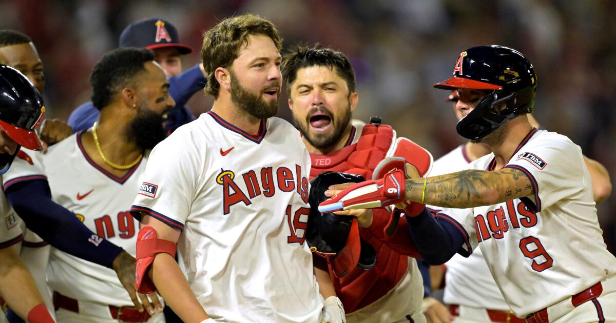 Nolan Schanuel earns walk-off walk to lift Angels past Rangers