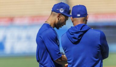 Dave Roberts gives Mookie Betts a day off as his slump continues