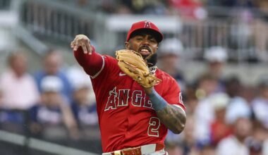 Angels return to .500 by shutting out Braves