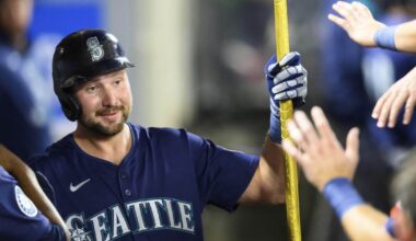 Cal Raleigh hits his 40th home run in Mariners' win over Angels