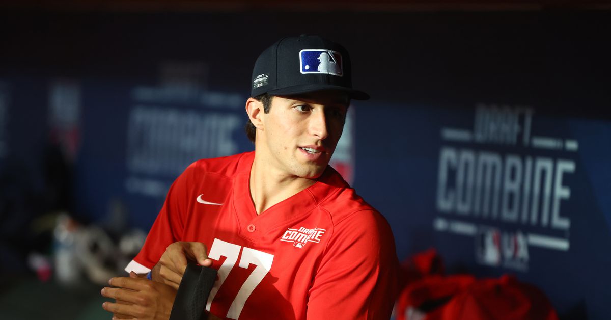 Texas LHP commit Luke Dotson selected No. 333 by the Arizona Diamondbacks