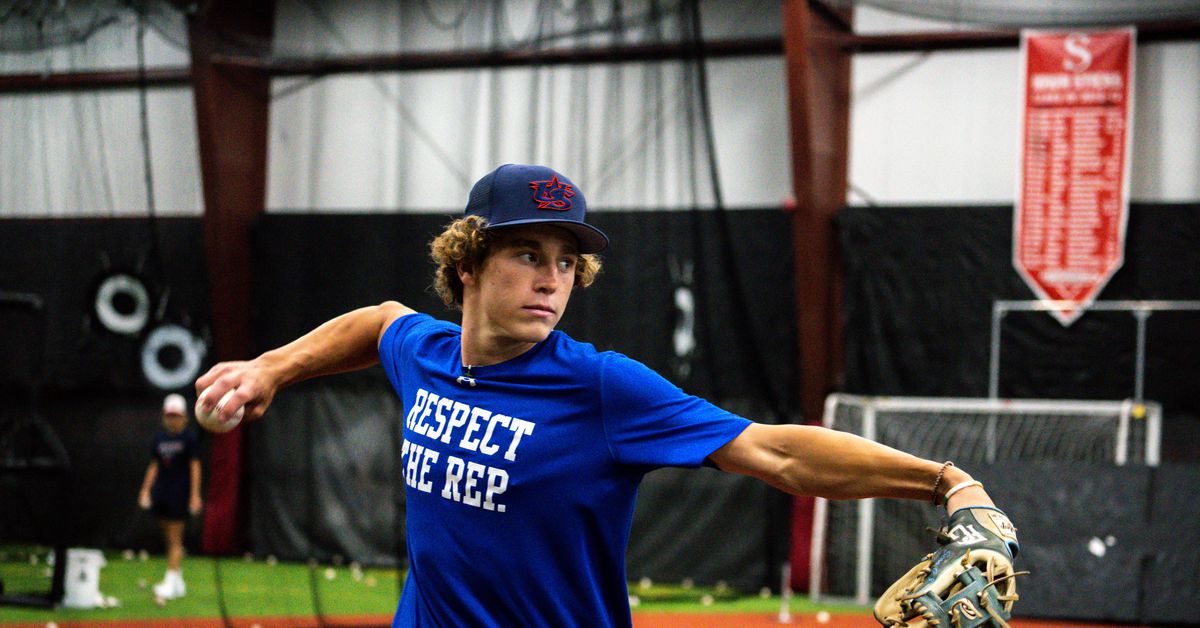 Royals Reacts Results - Fans overwhelmingly approve of latest draft