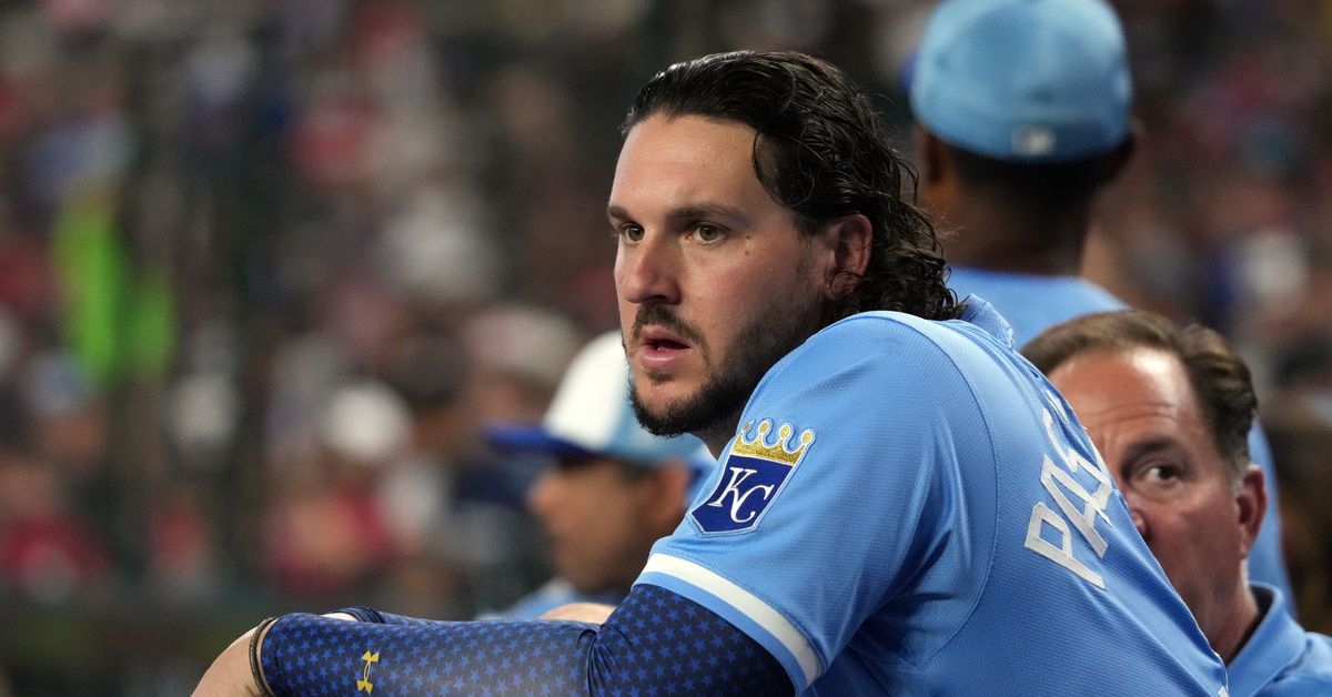 Diamondbacks strike back and KC loses 7-1