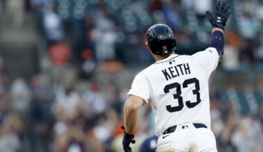 Tigers 4, Rays 2: The Tigers stage a mid-game comeback to clinch victory
