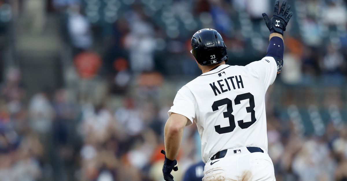 Tigers 4, Rays 2: The Tigers stage a mid-game comeback to clinch victory