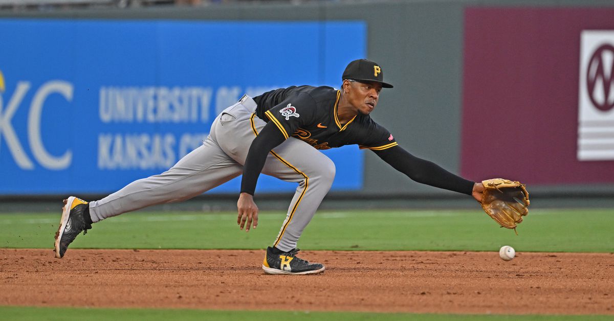 Yankees potential trade target: Ke’Bryan Hayes, Pirates third baseman