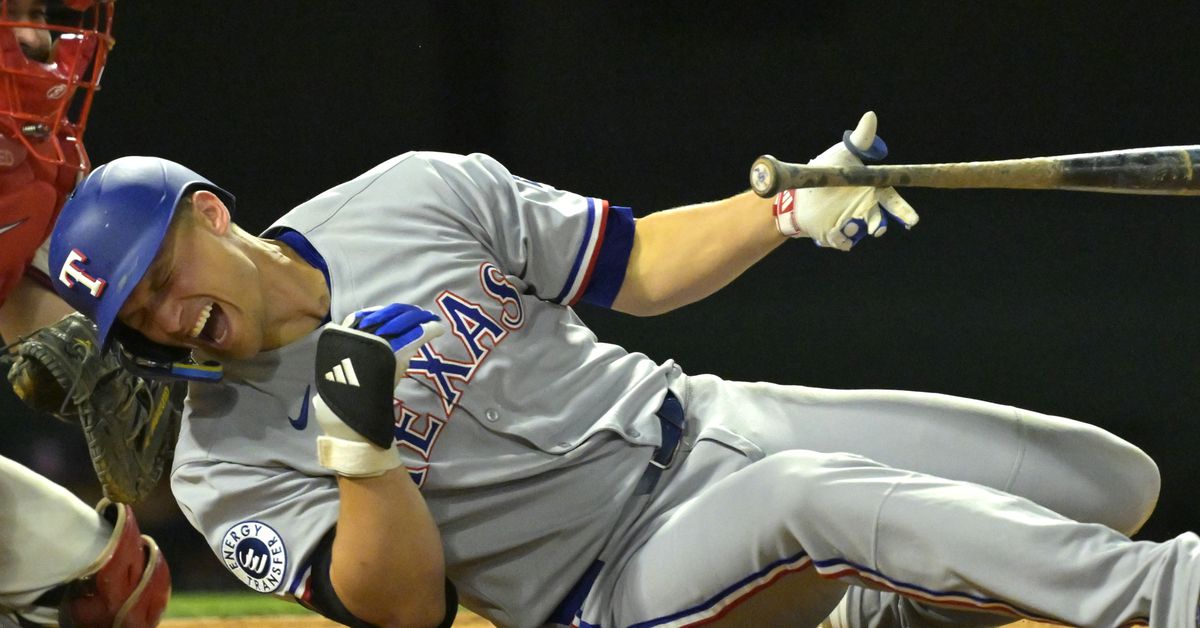 Thursday Morning Links - Lone Star Ball