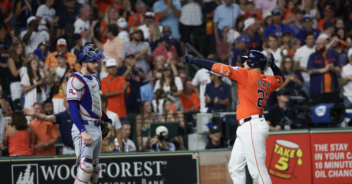 Comeback foiled as Texas Rangers fall in extras to Houston Astros