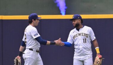 Brewers win, 8-1, but Frelick injury overshadows sweep
