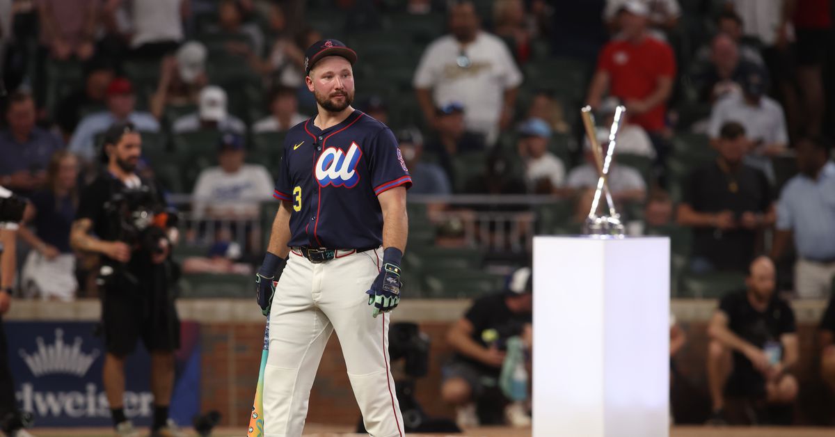 SnakeBytes 7/15: Big Dumper is Baseball’s Baddest Thumper