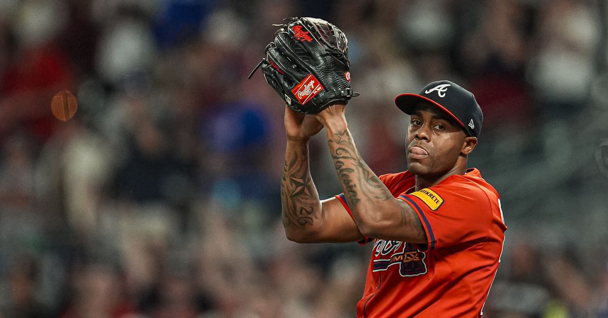 Atlanta Braves Chicago Cubs have interest in Rasiel Iglesias, per report