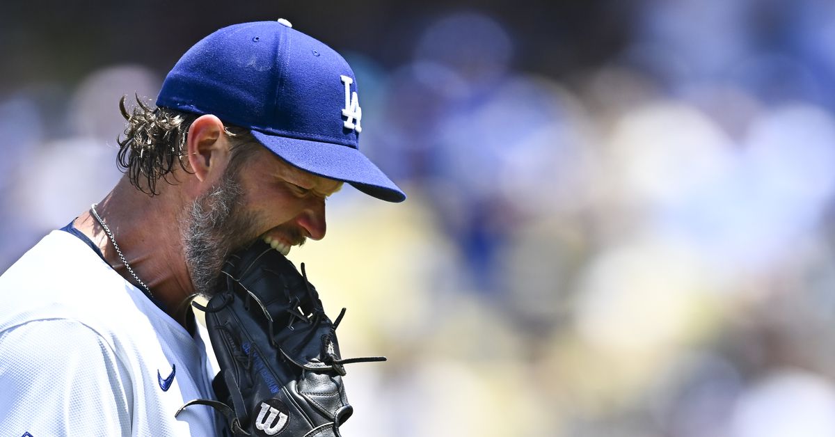 Dodgers score: Brewers finish off sweep 6-5, Freddie Freeman injured