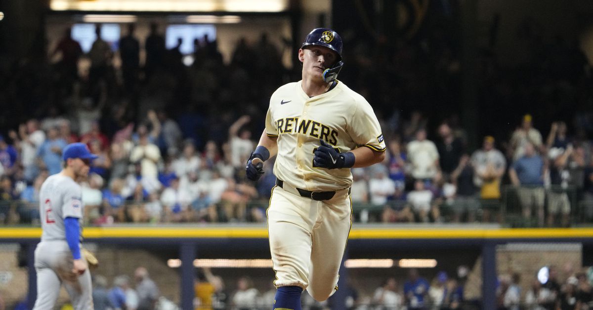 Vaughn knocks in six as Brewers dismantle Cubs, but Chourio exits early
