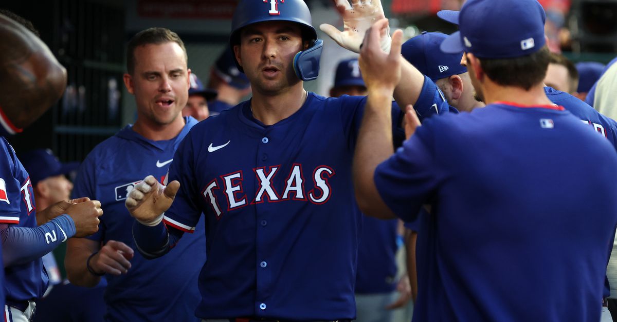 Wednesday Morning Links - Lone Star Ball