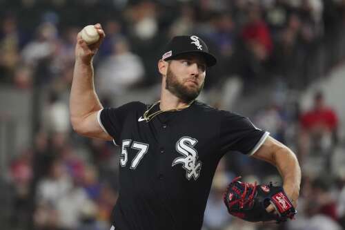 Should Cubs, White Sox strike a deal before trade deadline?