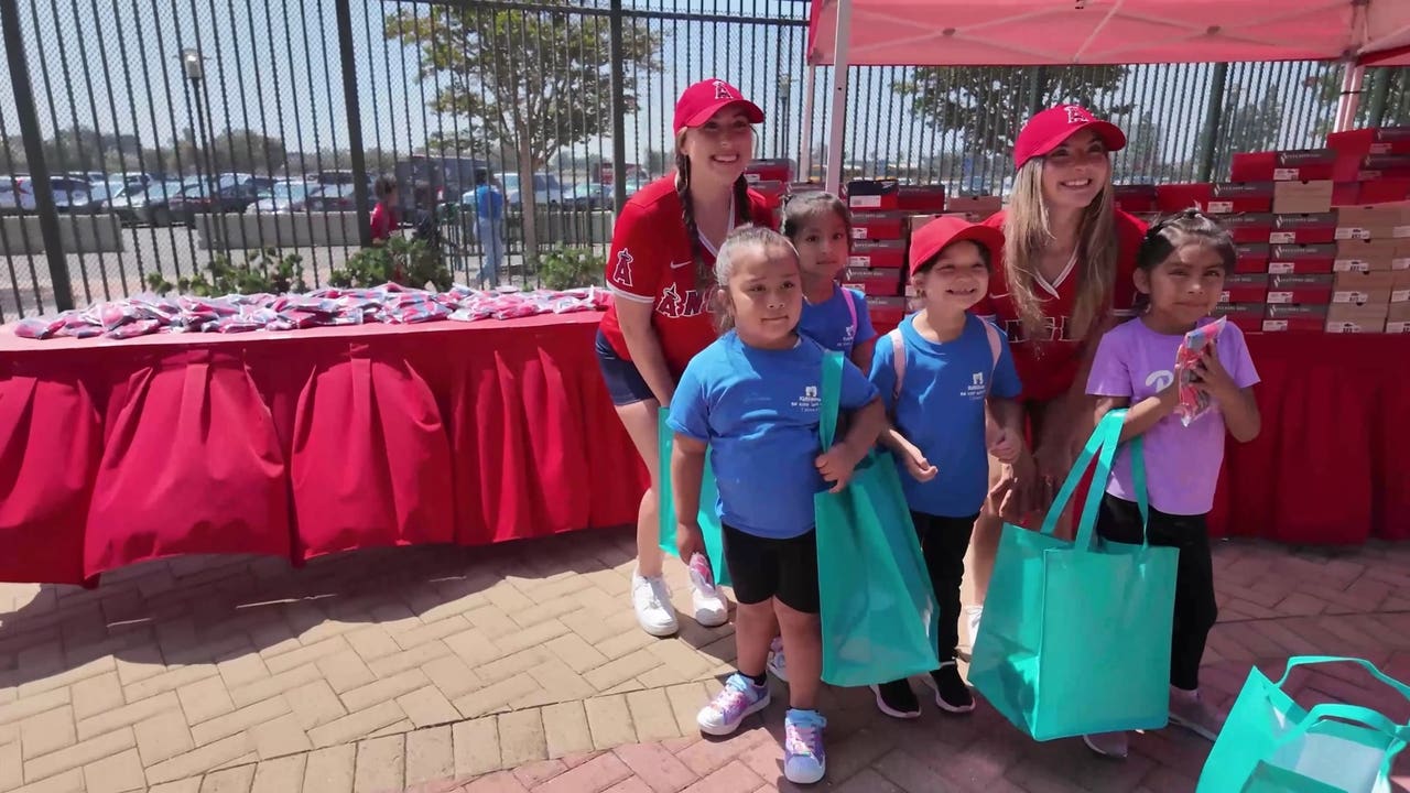 LA Angels host 800+ for annual back-to-school event