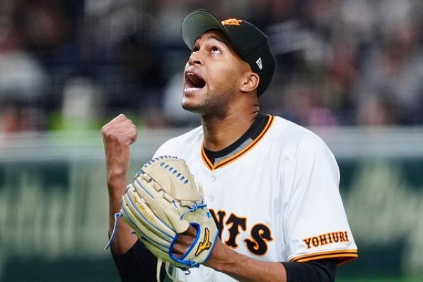 Radio Havana Cuba | Eleventh Game Saved for Raidel Martinez