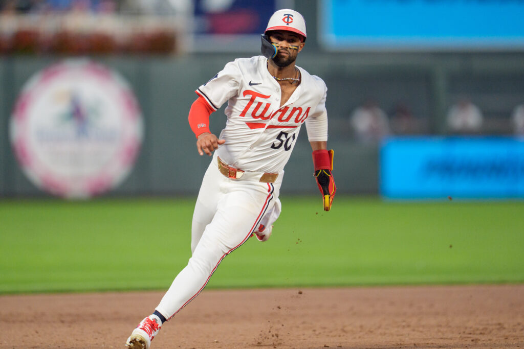 Mariners Interested In Willi Castro, Twins' Relievers