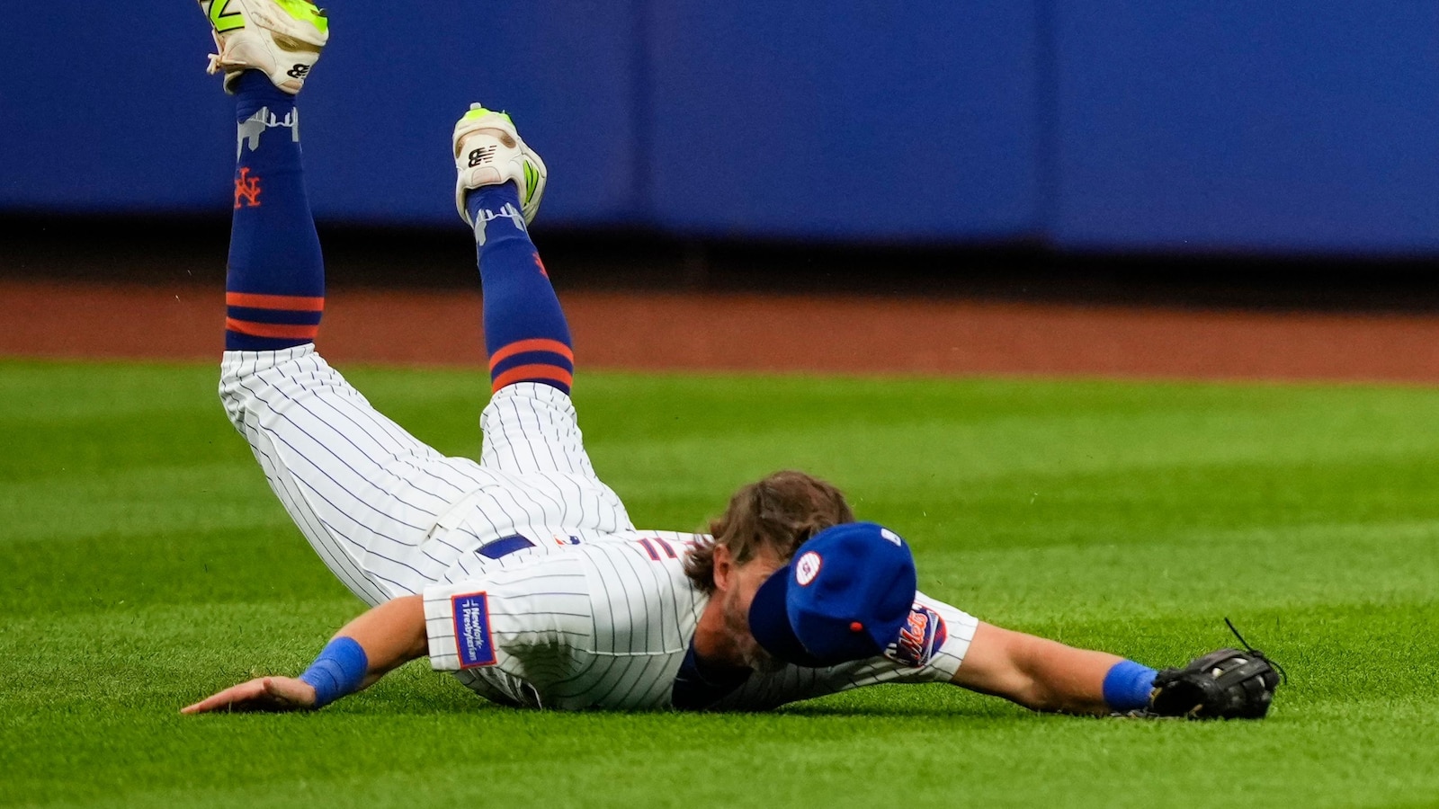 Fraley leads Reds to 5-2 win after Mets retire Wright's number at Citi Field
