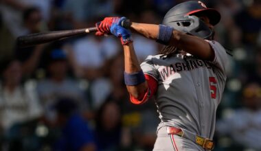 Durbin's walk-off single lifts Brewers to 6-5 win over Nationals