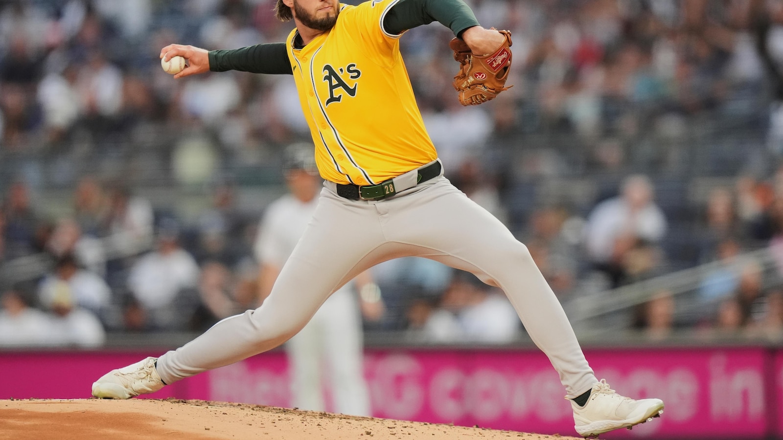 Chisholm Jr. homers in 500th game and Yankees reach halfway point with 3-0 victory over A's