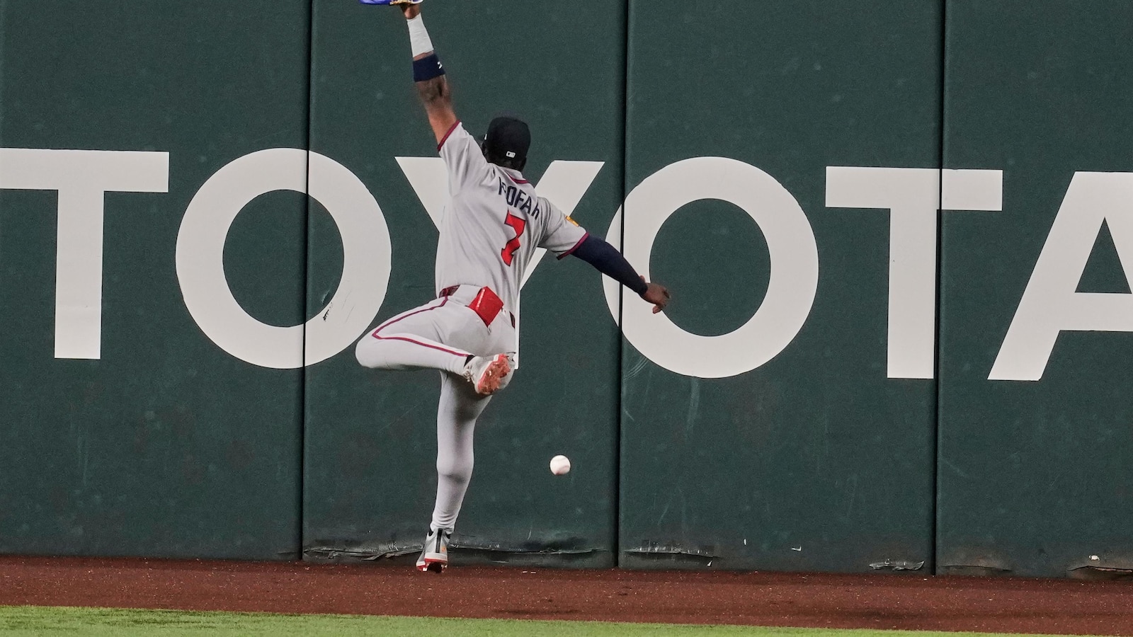 Eovaldi pitches 5 scoreless innings as Rangers beat Braves 8-3
